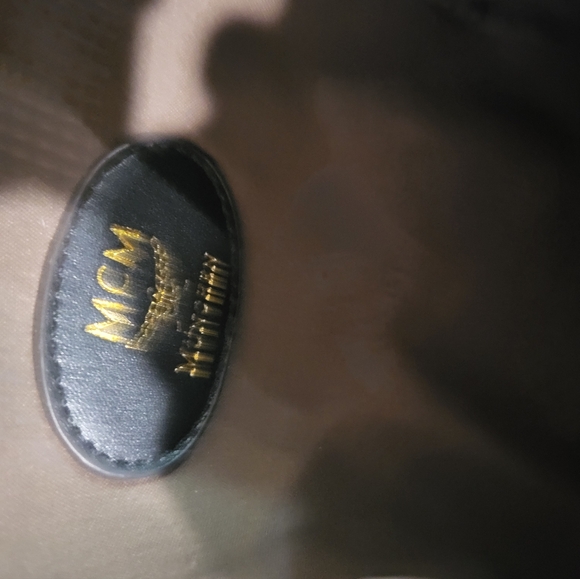 MCM Sling Crossbody Bag Vintage with MCM Shopping Bag - Picture 8 of 9